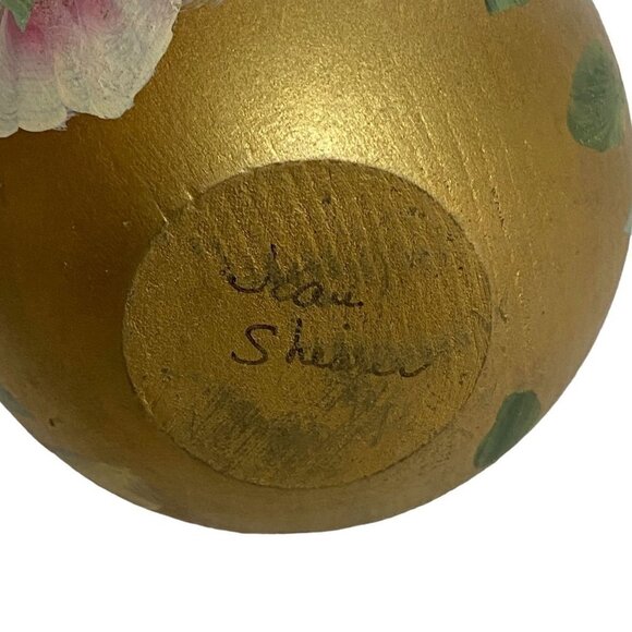 Handpainted Egg Figurine Pink and Gold Floral 4.5" high Signed - Picture 4 of 9